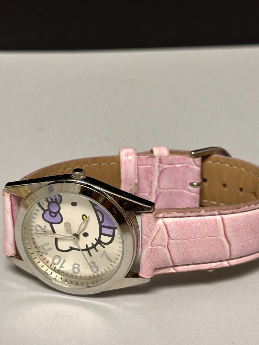 3/$30 Hello Kitty Watch Women Silver Tone Pink Faux Leather Band New Battery 9" - Picture 6 of 10